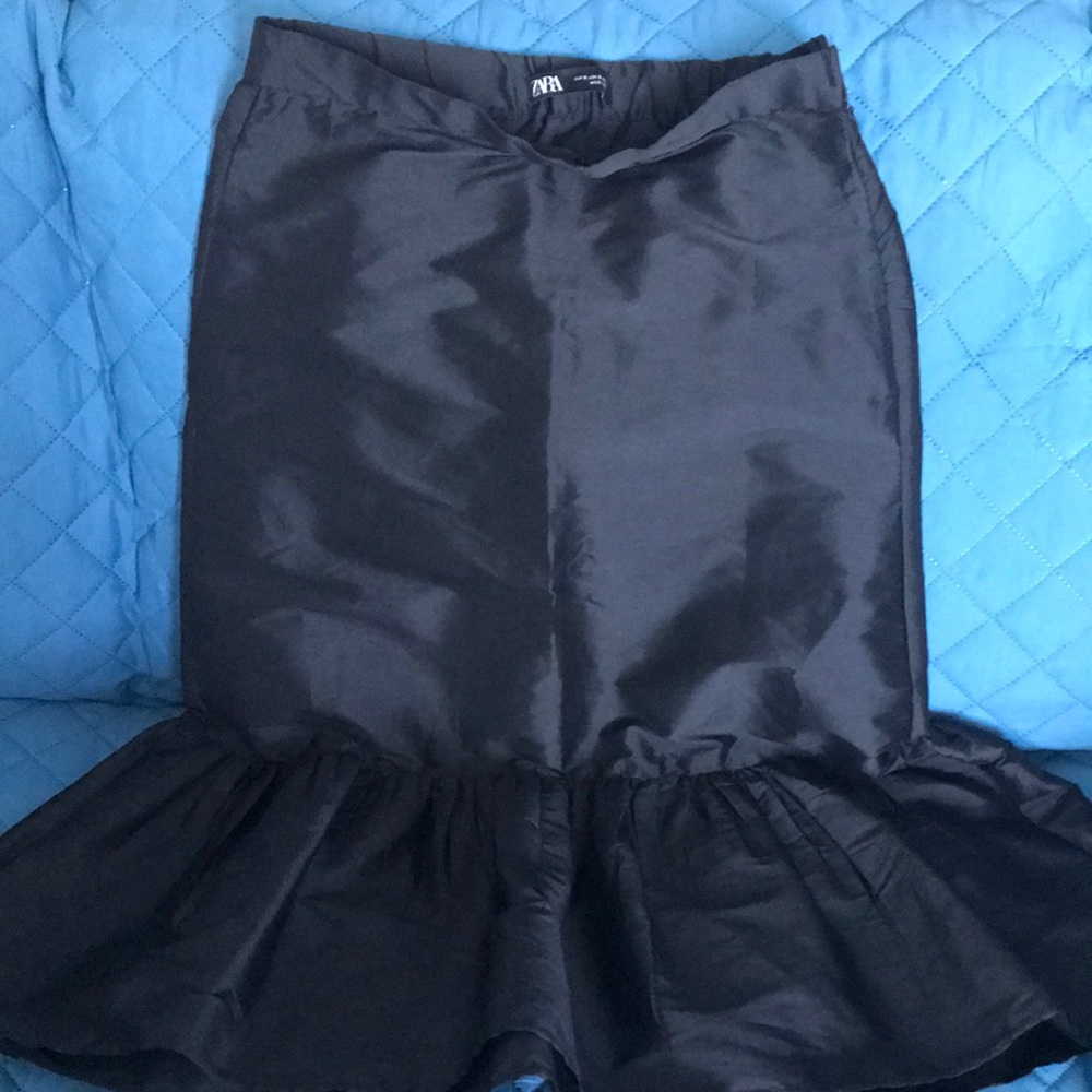 Ruffle skirt